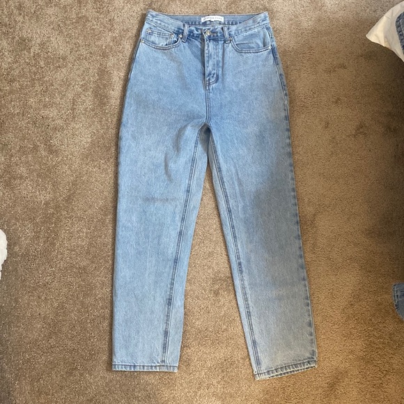 Endless rose boyfriend fit jeans with thigh slit size 28 - Picture 2 of 6